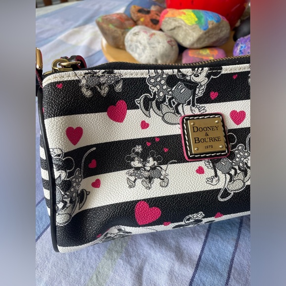 Dooney & Bourke Disney Sweetheart Purse - Minnie & Mickey print - Picture 2 of 13